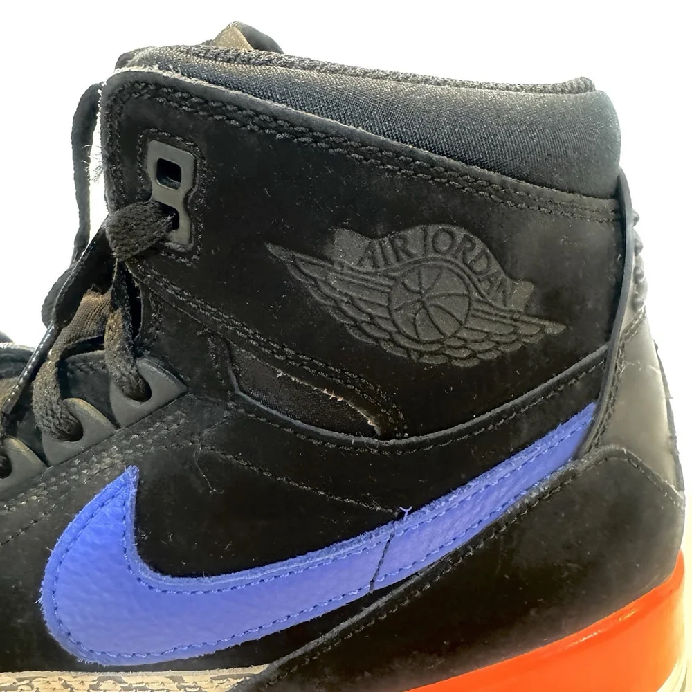 Nike Air Jordan Legacy 312 Knicks Sneaker Size:11 AV3922-048 Black Blue Orange